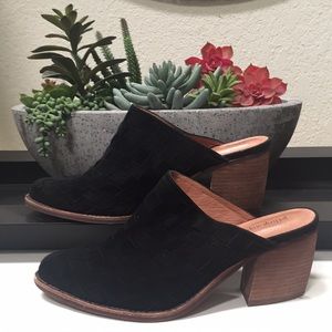 Jeffrey Campbell | Sz 9.5 Black Suede Slip On Mule
